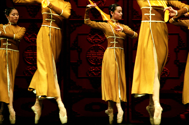 National Ballet of China 'Raise the Red Lantern' - Photo by Flickr user, Jesse Clockwork
